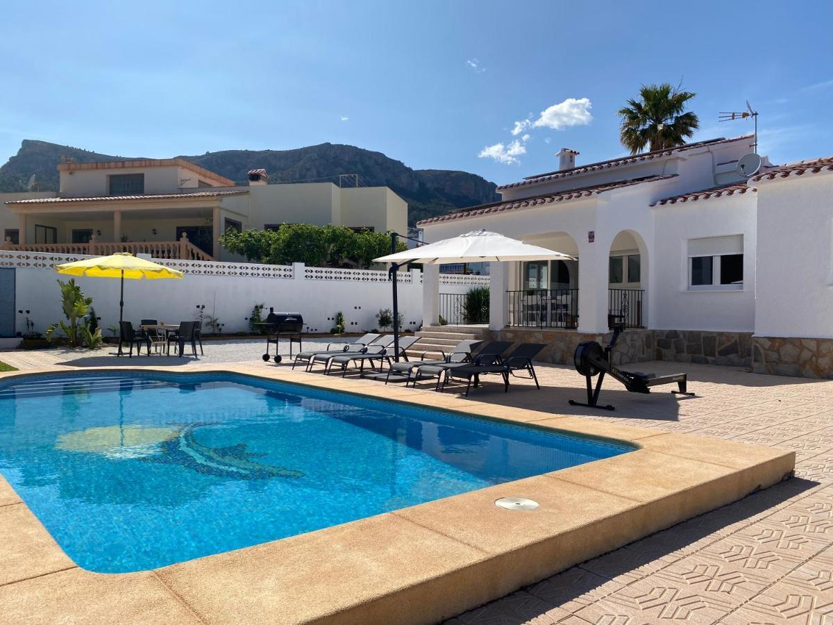 Villa Con Piscina, Soleada, Tranquila Y Centrica Calpe Luaran gambar