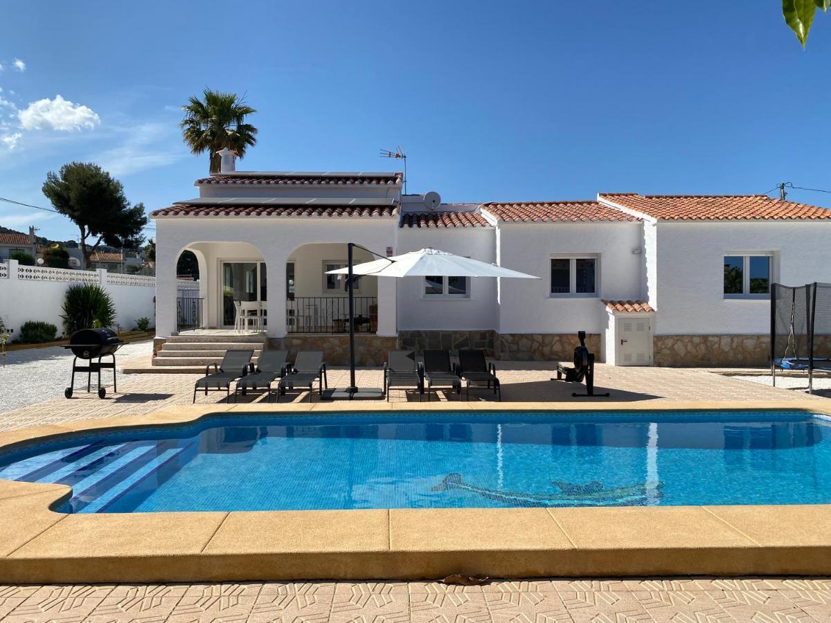 Villa Con Piscina, Soleada, Tranquila Y Centrica Calpe Luaran gambar