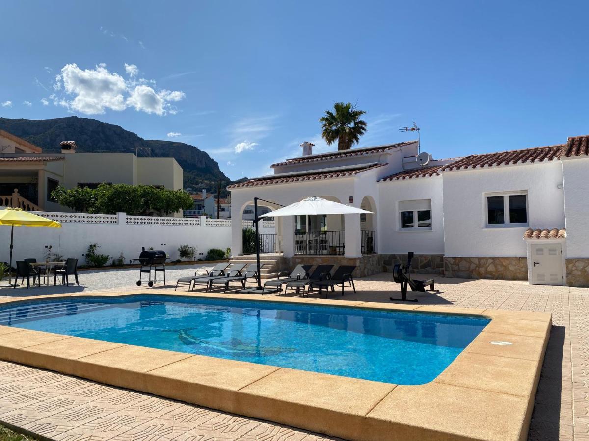 Villa Con Piscina, Soleada, Tranquila Y Centrica Calpe Luaran gambar