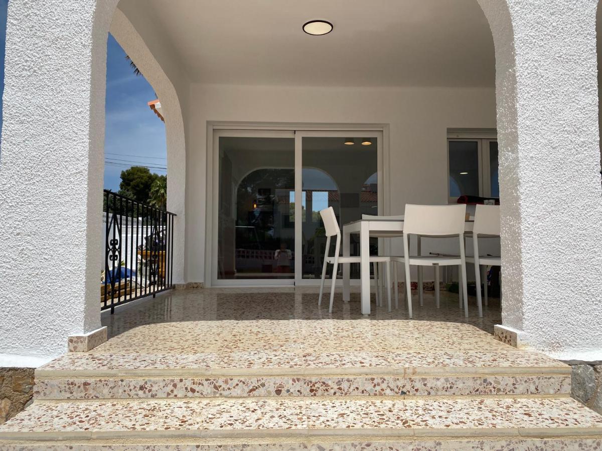 Villa Con Piscina, Soleada, Tranquila Y Centrica Calpe Luaran gambar