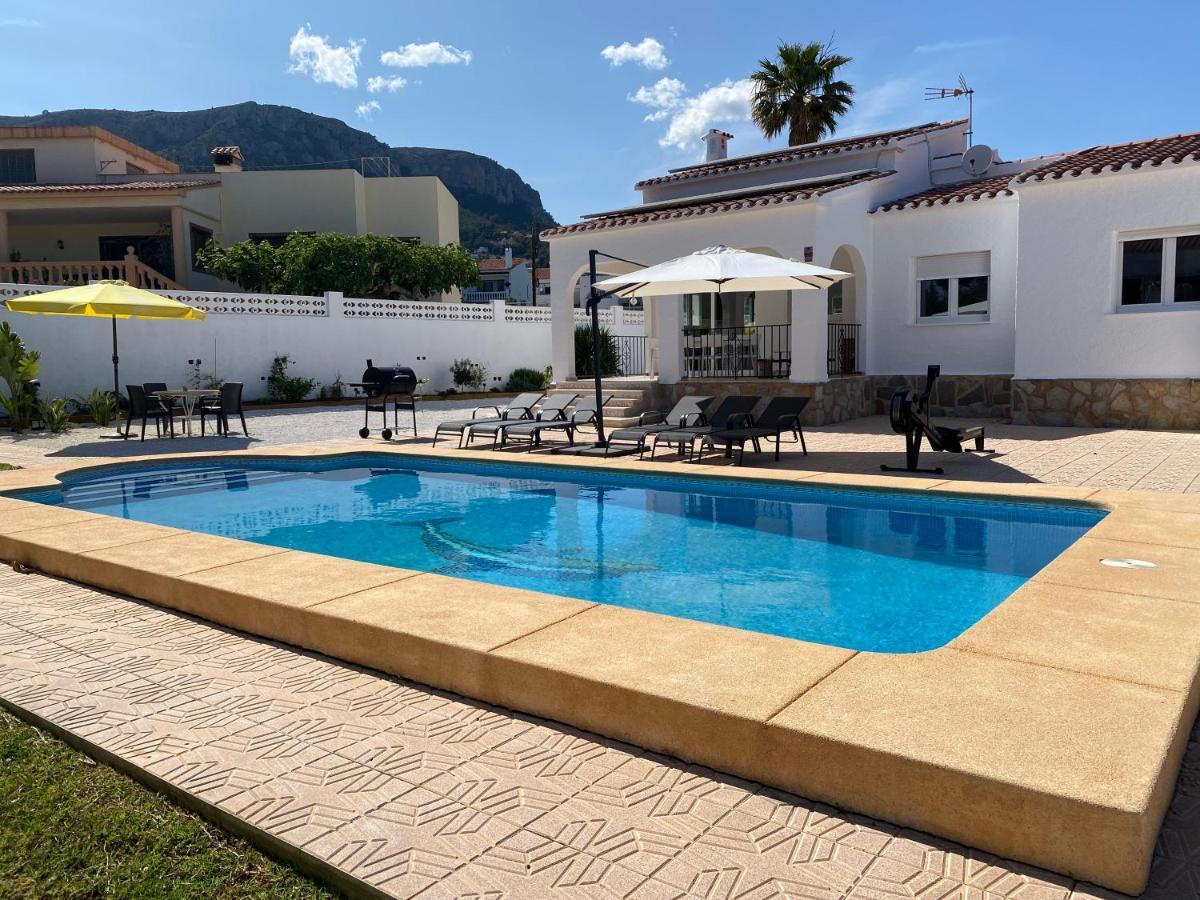 Villa Con Piscina, Soleada, Tranquila Y Centrica Calpe Luaran gambar