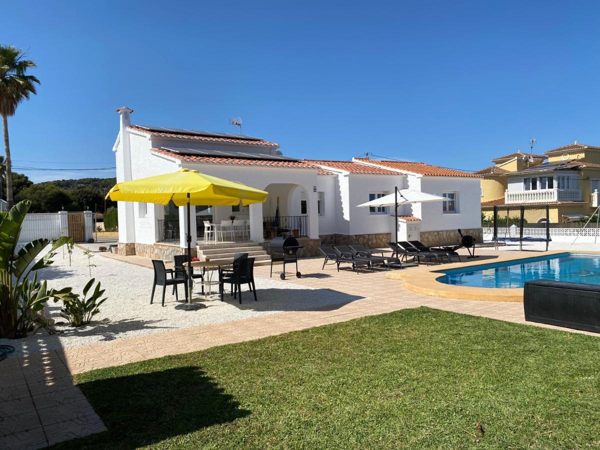 Villa Con Piscina, Soleada, Tranquila Y Centrica Calpe Luaran gambar