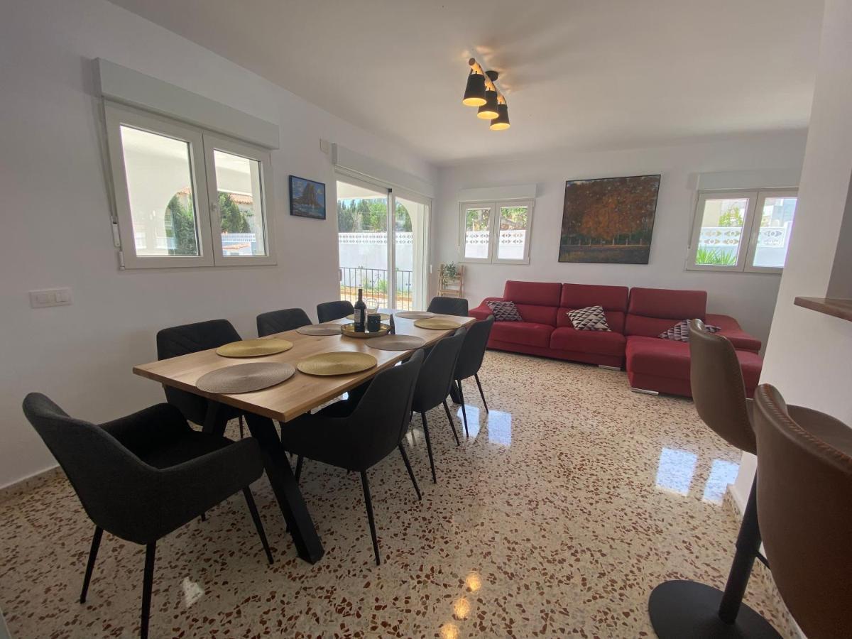Villa Con Piscina, Soleada, Tranquila Y Centrica Calpe Luaran gambar