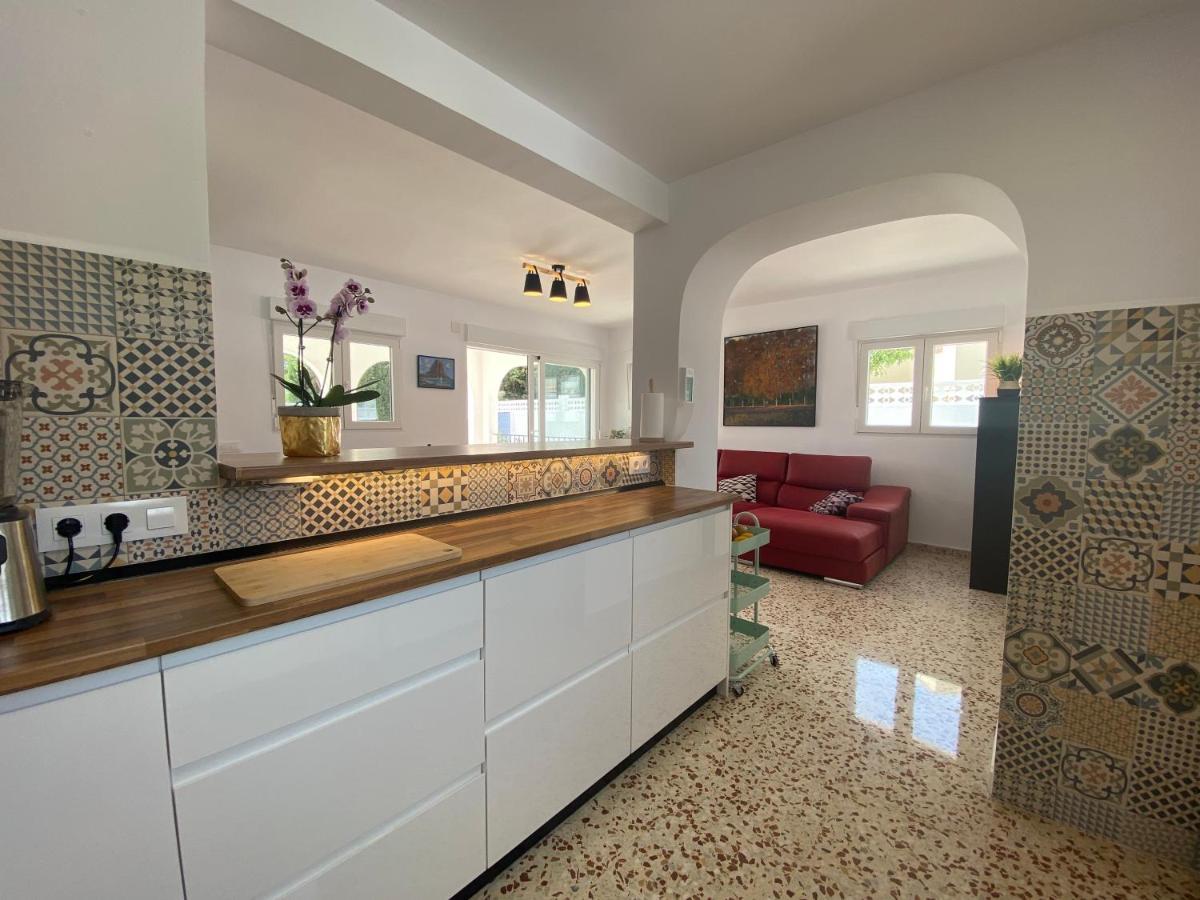 Villa Con Piscina, Soleada, Tranquila Y Centrica Calpe Luaran gambar